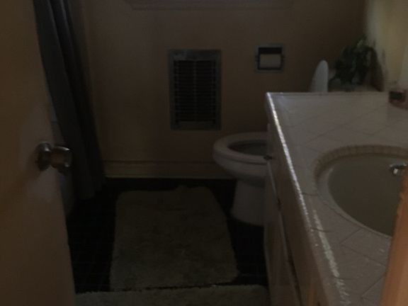 5th image of 7645 Louise Ave