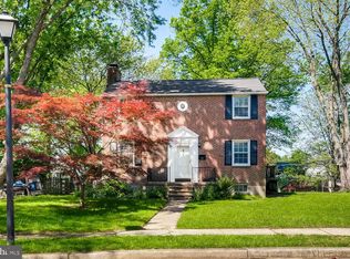 8100 Evergreen Dr, Parkville, MD 21234