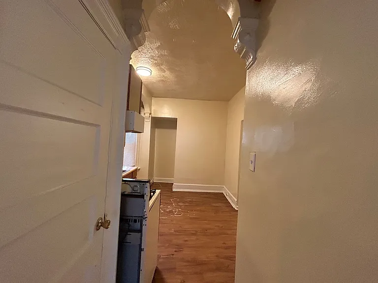 1330 West Hunting Park Avenue — Photo 11
