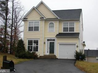 3301 Tony Ct, Dumfries, VA 22026