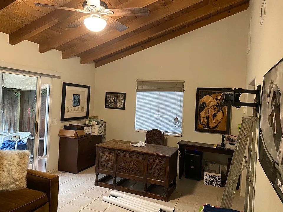 Dining area, i used as office