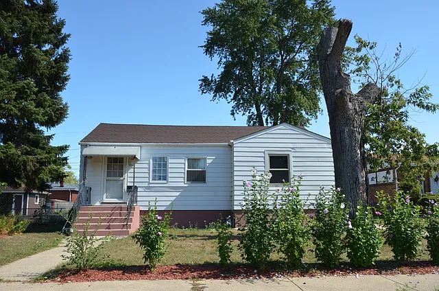 853 Buffalo Ave photo 1