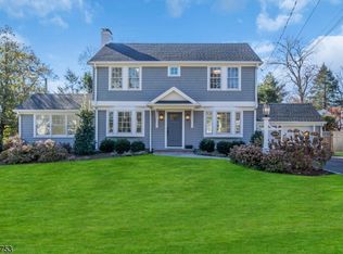 1101 Wychwood Rd, Westfield, NJ 07090