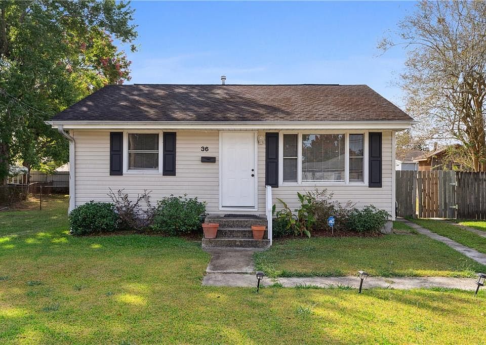 1st image of 36 Vivian Ct