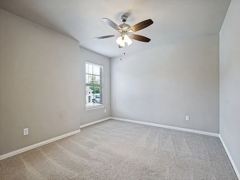 122 Elm Ln — Photo 21
