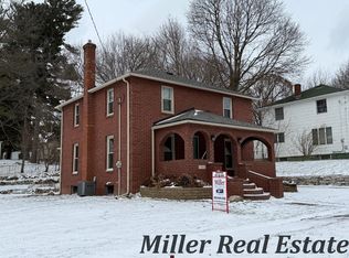 303 E Colfax St, Hastings, MI 49058