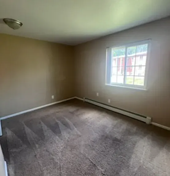404 Marlboro Ct #404 — Photo 8