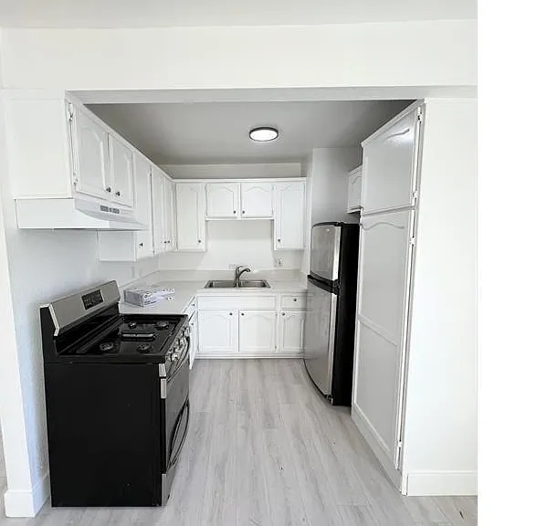 1000 E 25th St #1 — Photo 8