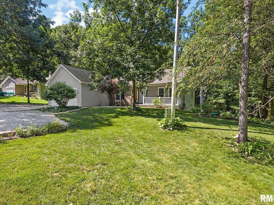 199 Heritage Dr, Mackinaw, IL 61755 Zillow