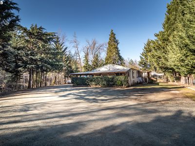 874 S Main St, Canyonville, OR, 97417