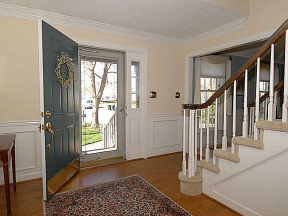 3rd image of 1200 Hartford Ct