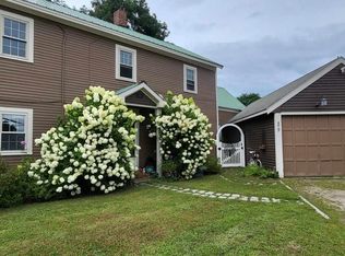 39 Mill St, Center Conway, NH 03813