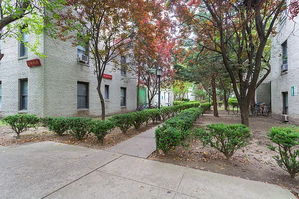 Rented by Compass | media 16