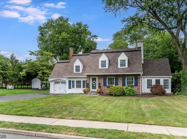 93 Kenmore Pl, Glen Rock Boro, NJ 07452