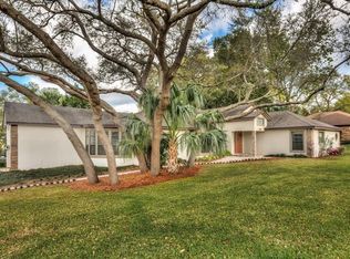 2310 Fairview Ct, Eustis, FL 32726