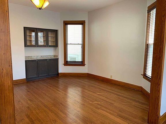 4th image of 3853 N Damen Ave #2
