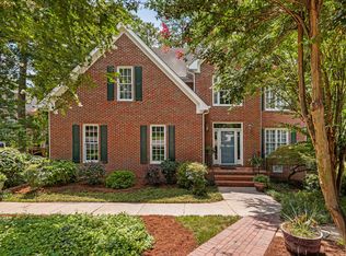 103 Parkgrove Ct, Cary, NC 27519