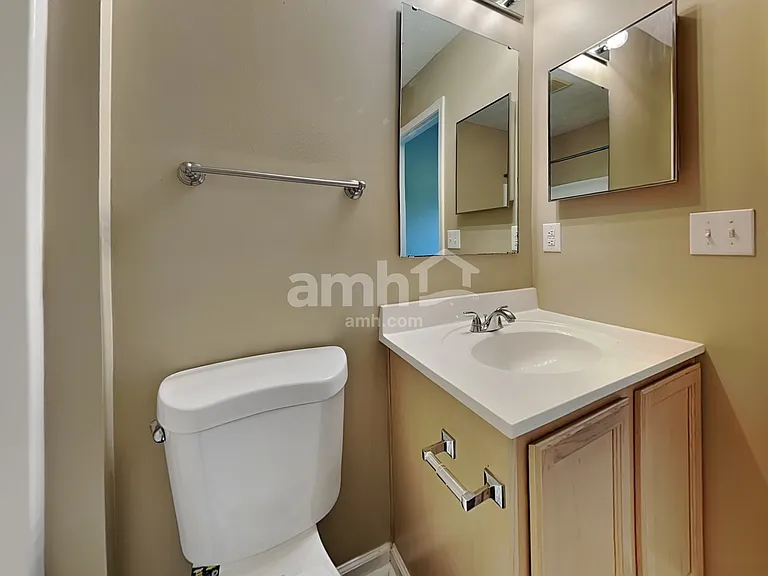 12071 Driftstone Dr — Photo 11