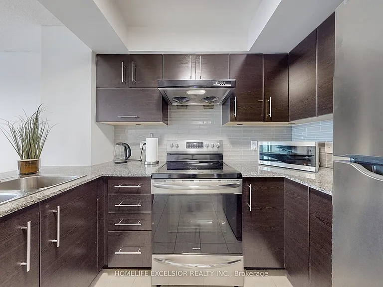 273 S Park Rd #1018 — Photo 8