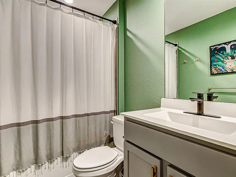 1731 William Scott St — Photo 9