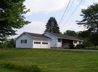 15 Bryant Ln, Enfield, NH 03748