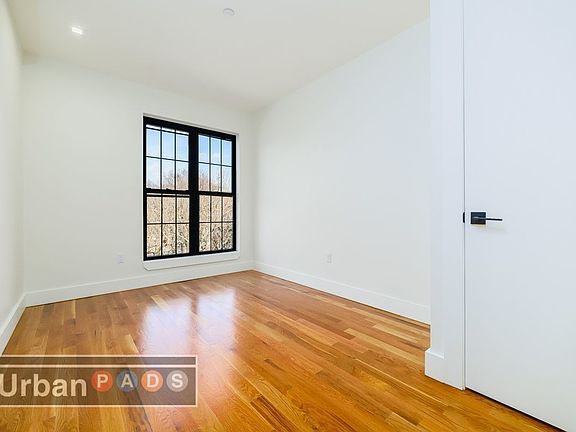 3rd image of 1772 Bergen St #4FF
