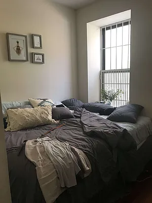 Rented by Meyerson Management | media 12