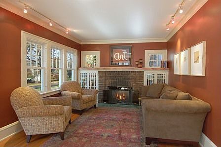 Nice open floorplan. 