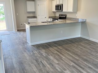 1558 Cannan Mountain Dr, Newton, NC 28658