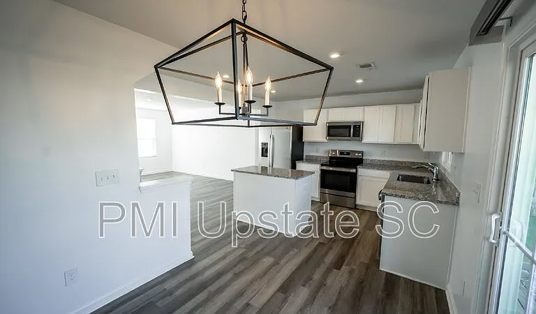 226 Coldwater Creek Ct — Photo 7
