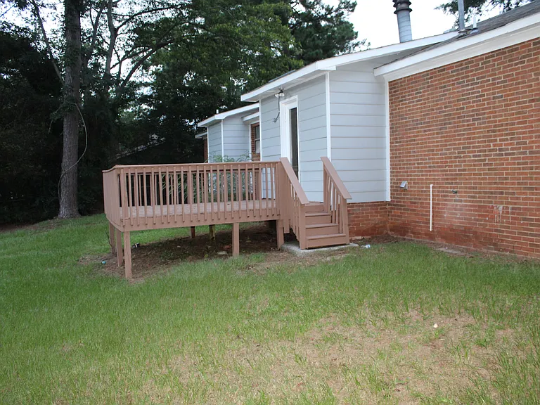 446 Pheasant Run Dr — Photo 7