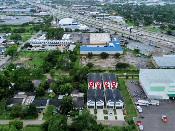 9433-9439 Arledge St, Houston, TX 77075