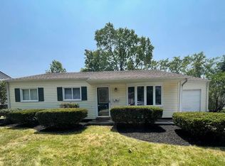 1424 Orkney Ct, South Bend, IN 46614