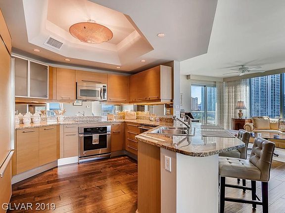 3rd image of 322 Karen Ave Unit 908