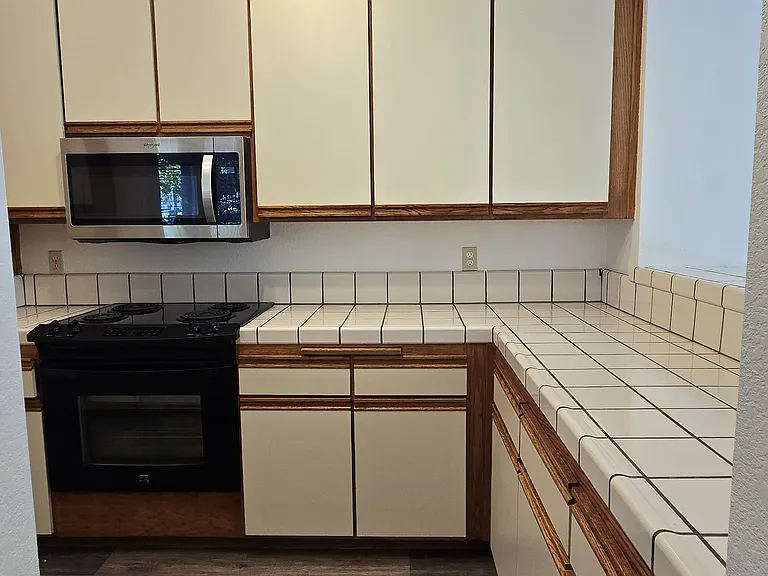436 Rhone Ct — Photo 6