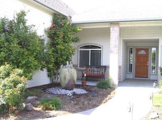 670 W Christopher St, Meridian, ID 83642