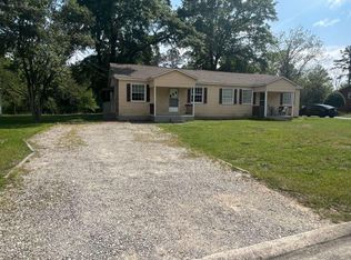 7351 Brooks Dr, Macon, GA 31216