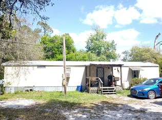 31735 Lake Dr, Eustis, FL 32736