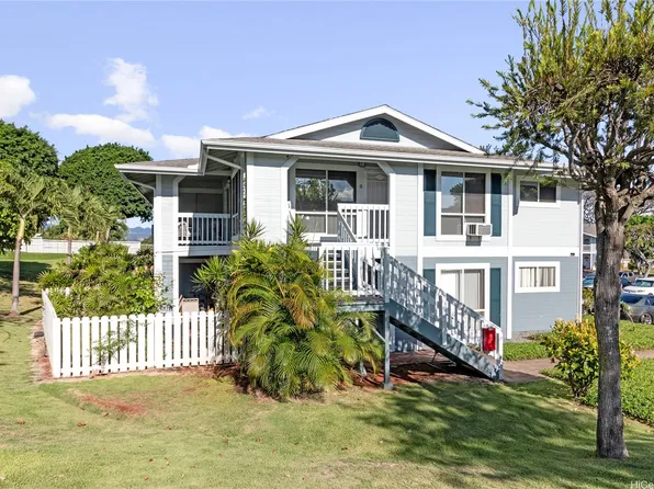 94-820 Lumiauau St APT G201, Waipahu, HI 96797