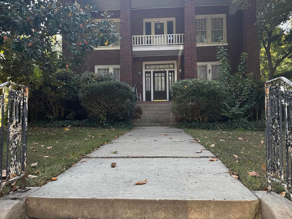 1st image of 134 Elm St