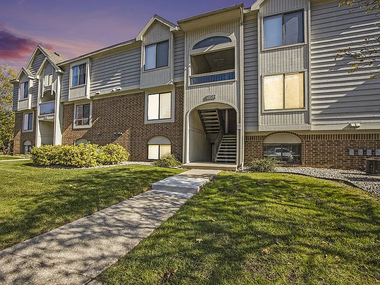 Byron Lakes Apartments — Photo 87