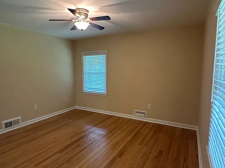620 Nix Dr — Photo 12