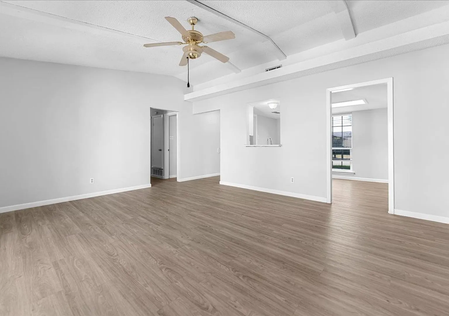 Recently Renovated 3-bed 2-bath Home in Allen's Hillside Village Subdivision — Photo 3