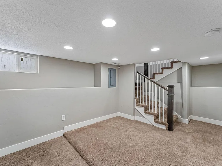 3176 S West Temple St — Photo 19