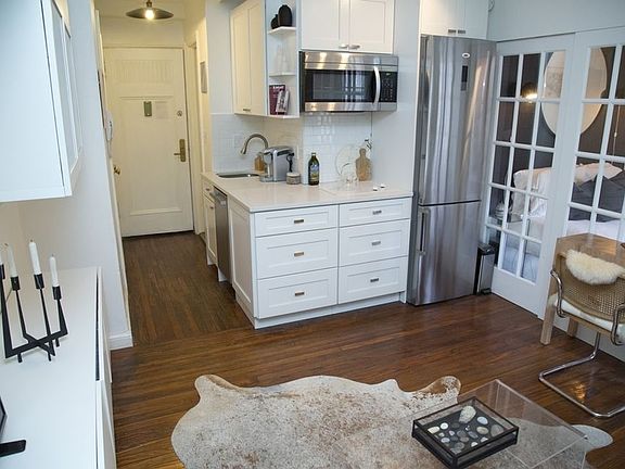 5th image of 25 Tudor City Pl APT 515