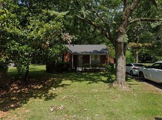 102 Lynwood Dr, Jackson, TN 38301