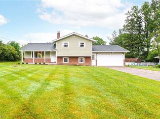 15492 Drake Rd, Strongsville, OH 44136