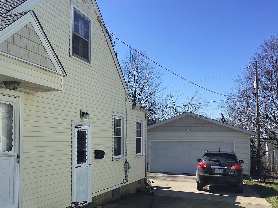 2nd image of 1642 Rockford St