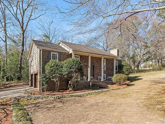 2nd image of 3616 Mill Springs Rd