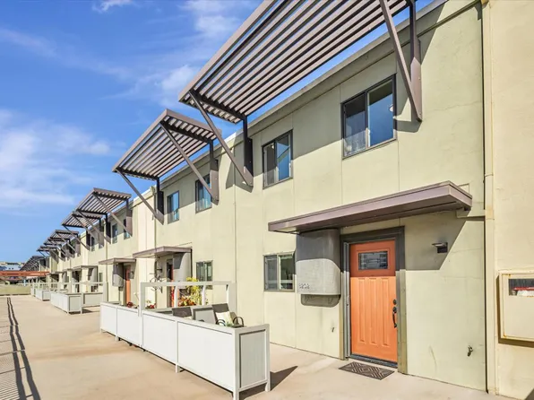 8202 Admiralty Ln, Foster City, CA 94404